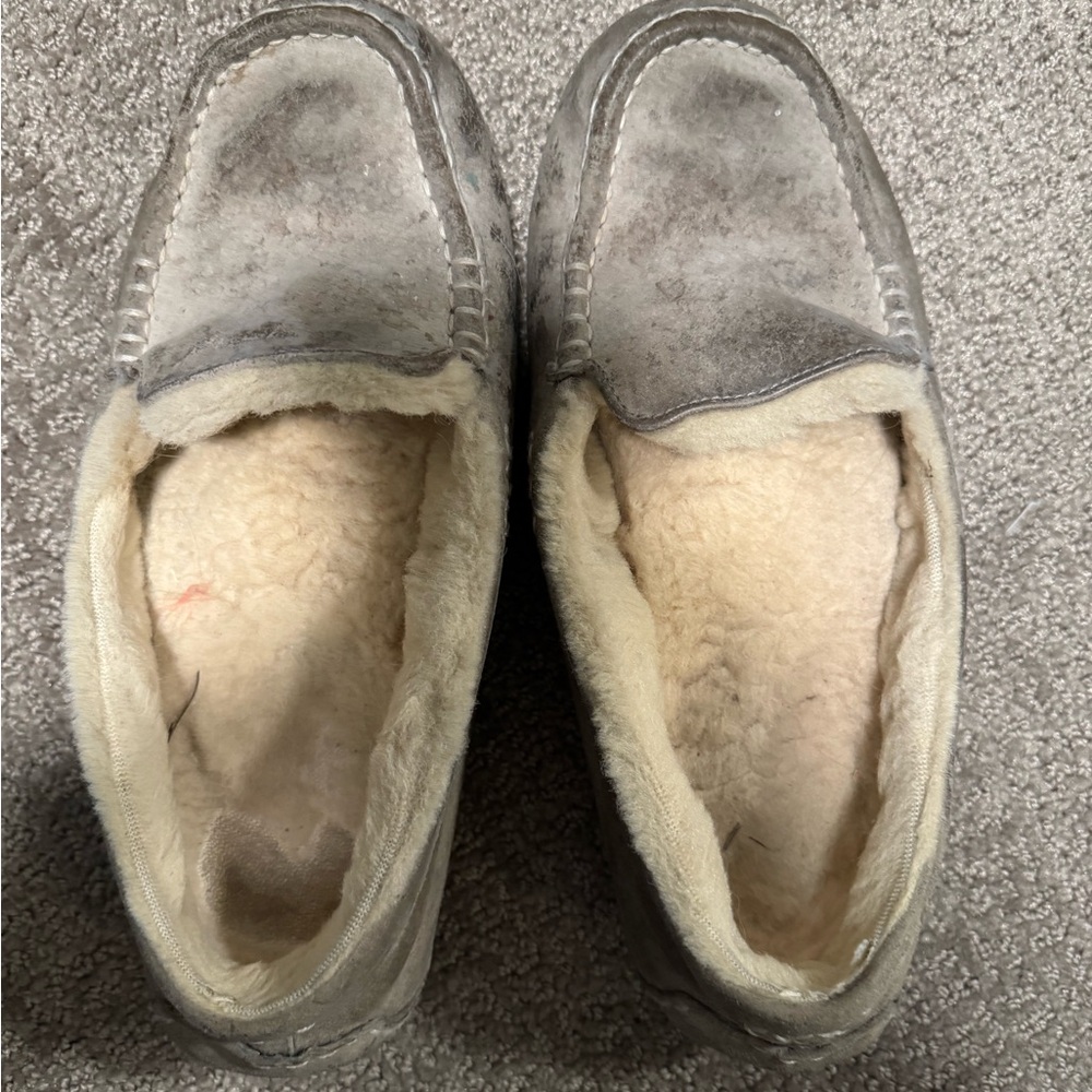 Ugg Slippers - size 9